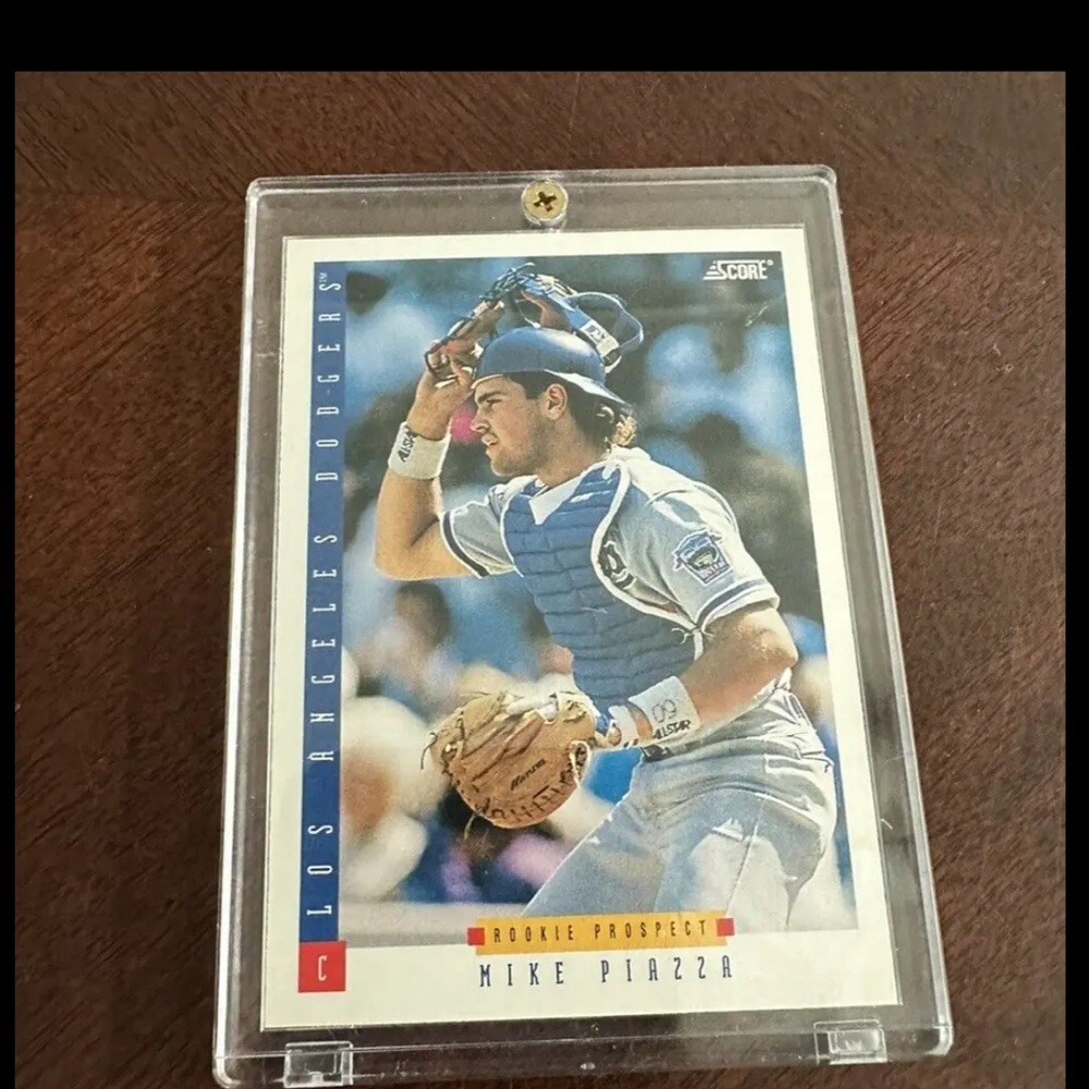 1993 Score #286 Mike Piazza Rookie Card Los Angeles Dodgers in Protector